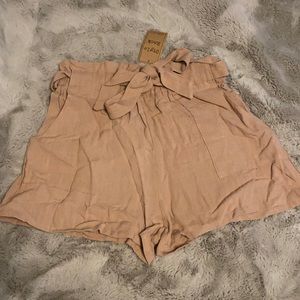 Tie belt linen shorts